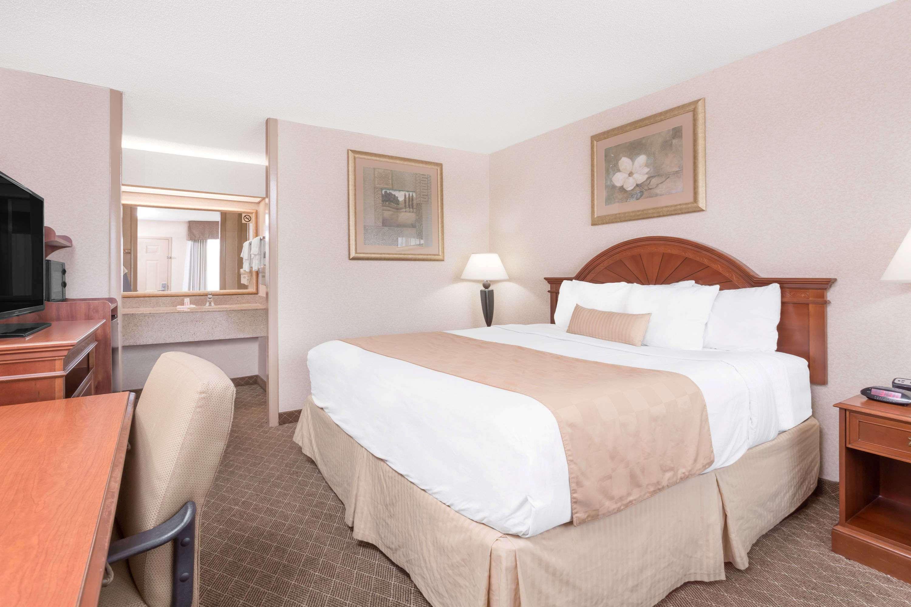 รามาดา บาย วินด์แฮม เมคอน Hotel ภายนอก รูปภาพ